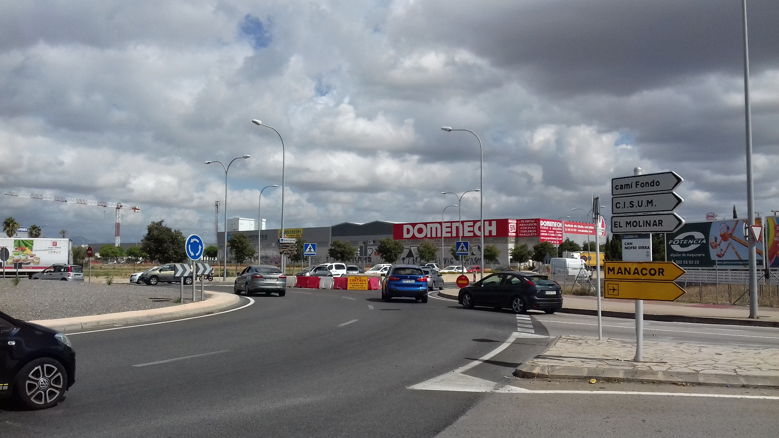 La via alternativa preferent és el camí Fondo.