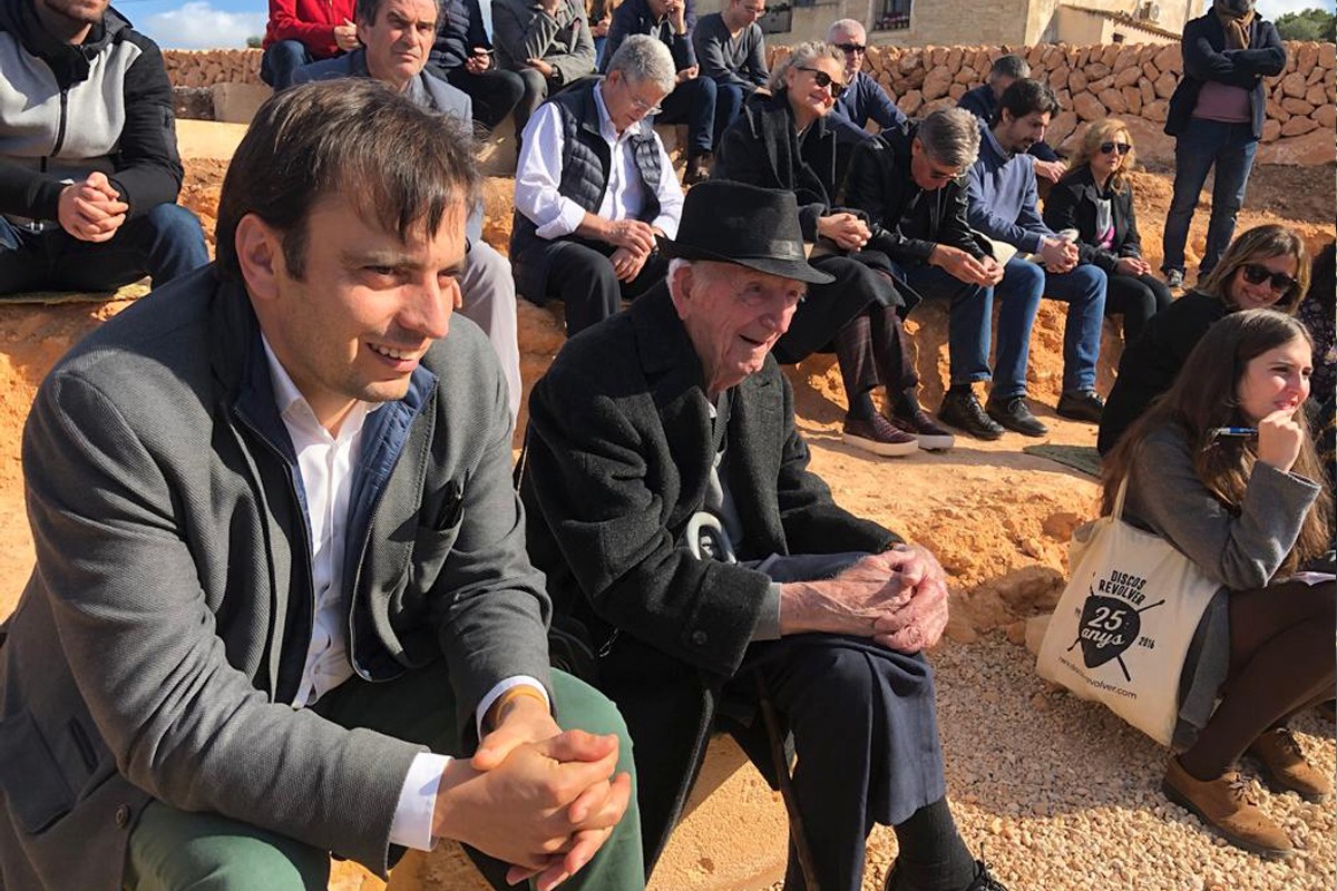El vicepresident del Consell Francesc Miralles amb Gabriel Riera.