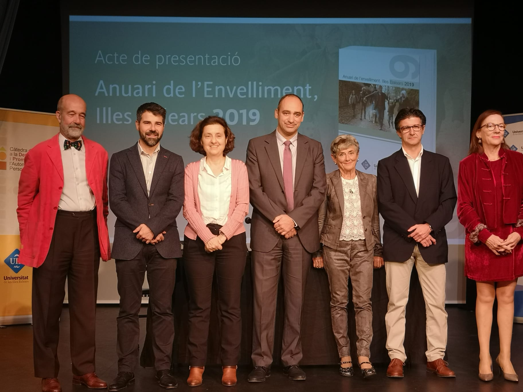 El conseller Javier de Juan participa en la presentación del Anuario del envejecimiento. Illes Balears 2019