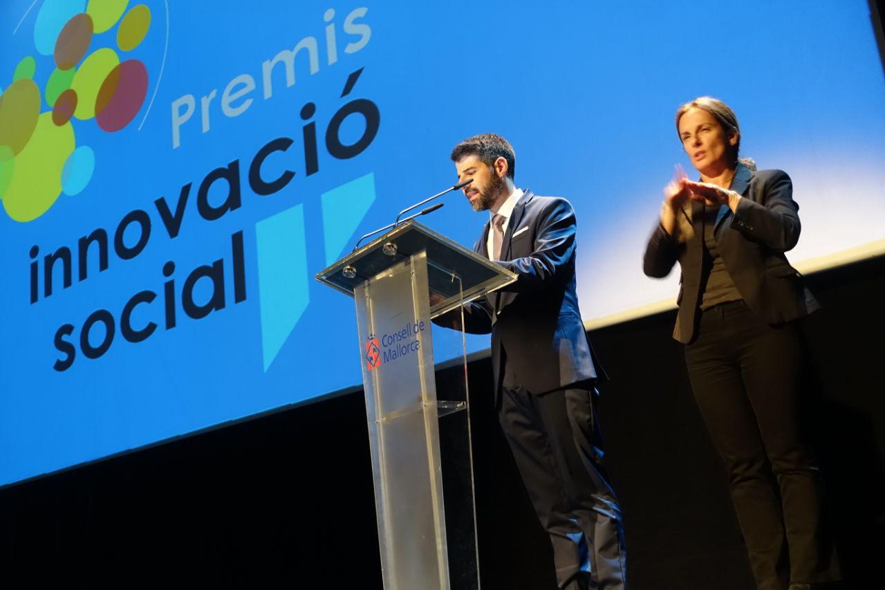 El conseller de Drets Socials, Javier de Juan, durant el seu discurs