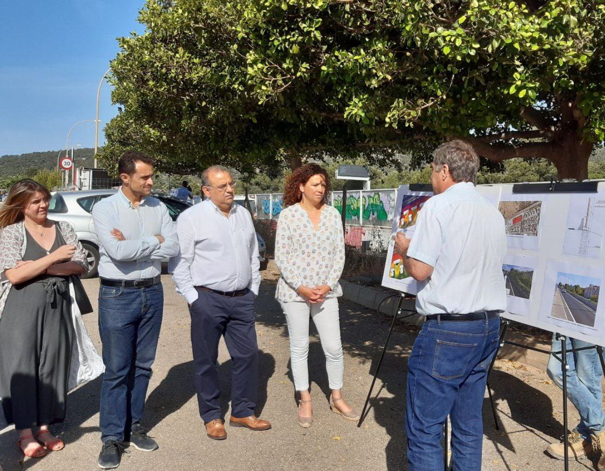 La directora insular d'infraestructures Olga Martínez, el conseller de Mobilitat i Infraestructures Iván Sevillano, la presidenta del Consell de Mallorca Catalina Cladera i el batle de Calvià Alfonso Rodríguez