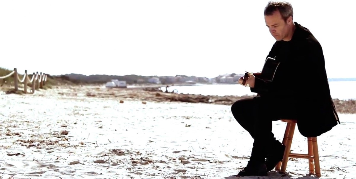 Jaume Tugores: Viatge amb una guitarra