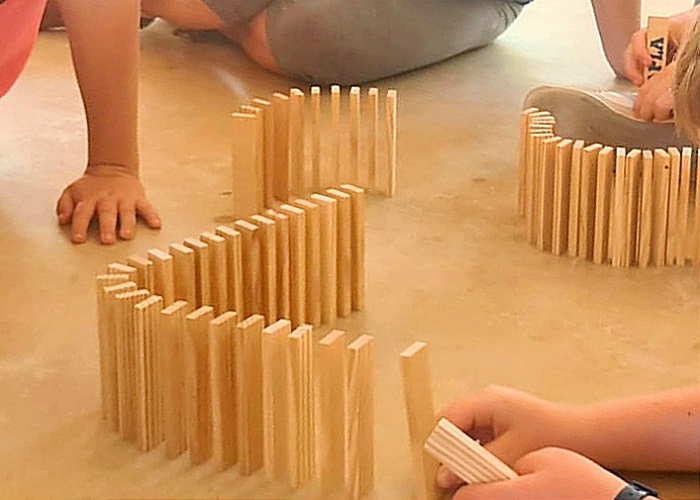 Geometria, dominós i equilibri