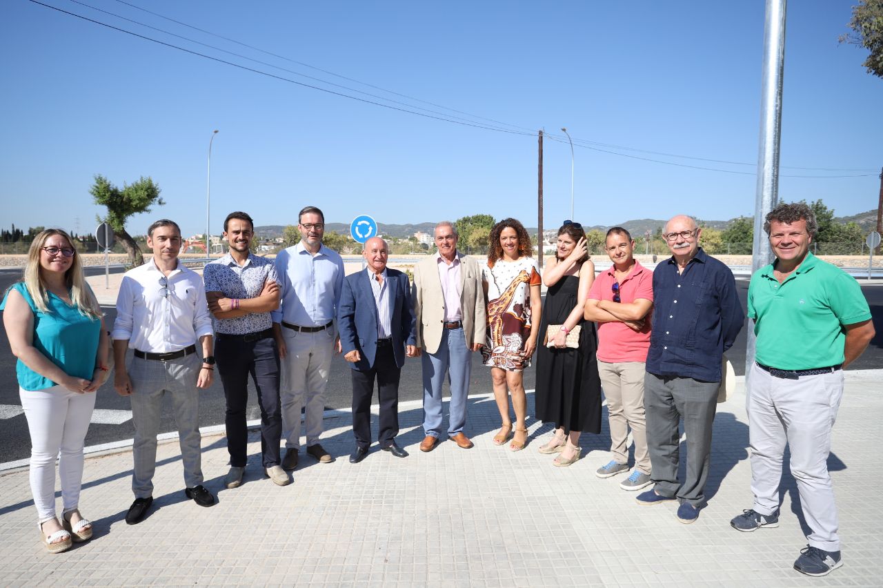 La presidenta del Consell de Mallorca, Catalina Cladera; el conseller de Mobilitat i Infraestructures, Iván Sevillano; el batle de Palma, José Hila; la directora insular d’Infraestructures, Olga Martínez; el president d’ASIMA, Francisco Martorell, i el seu director Alejandro Saénz.