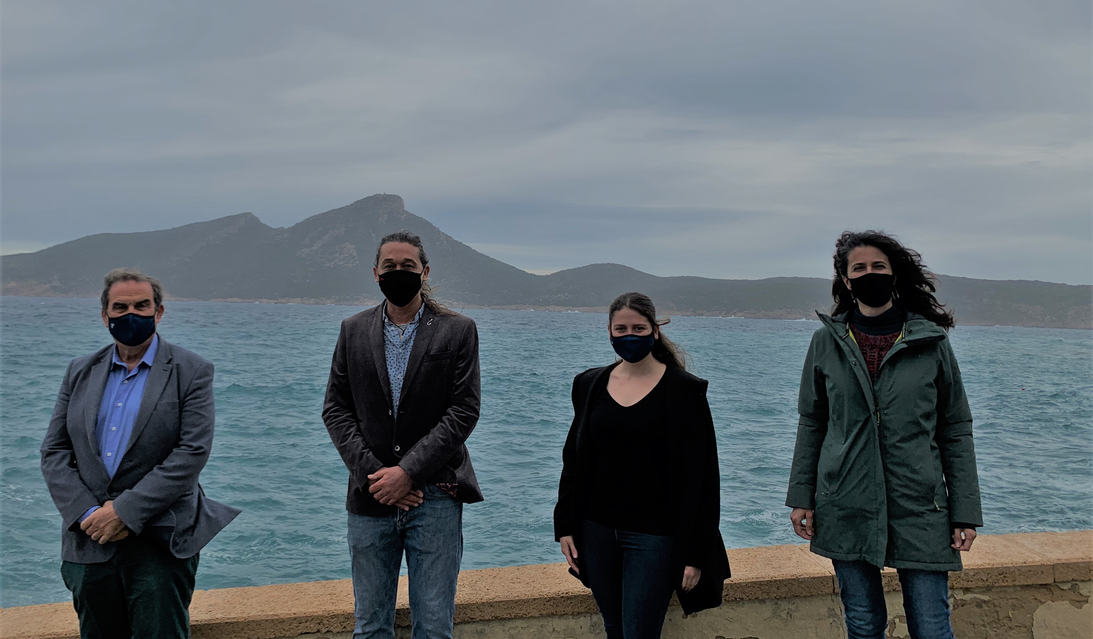 D'esquerra a dreta: Josep Manchado, director insular Medi Ambient, Brad Robertson, president i co-fundador Fundació Save the Med, Aurora Ribot vicepresidenta i consellera de Sostenibilitat i Medi Ambient i Pilar Gómez, directora del Parc Natural de sa Dragonera