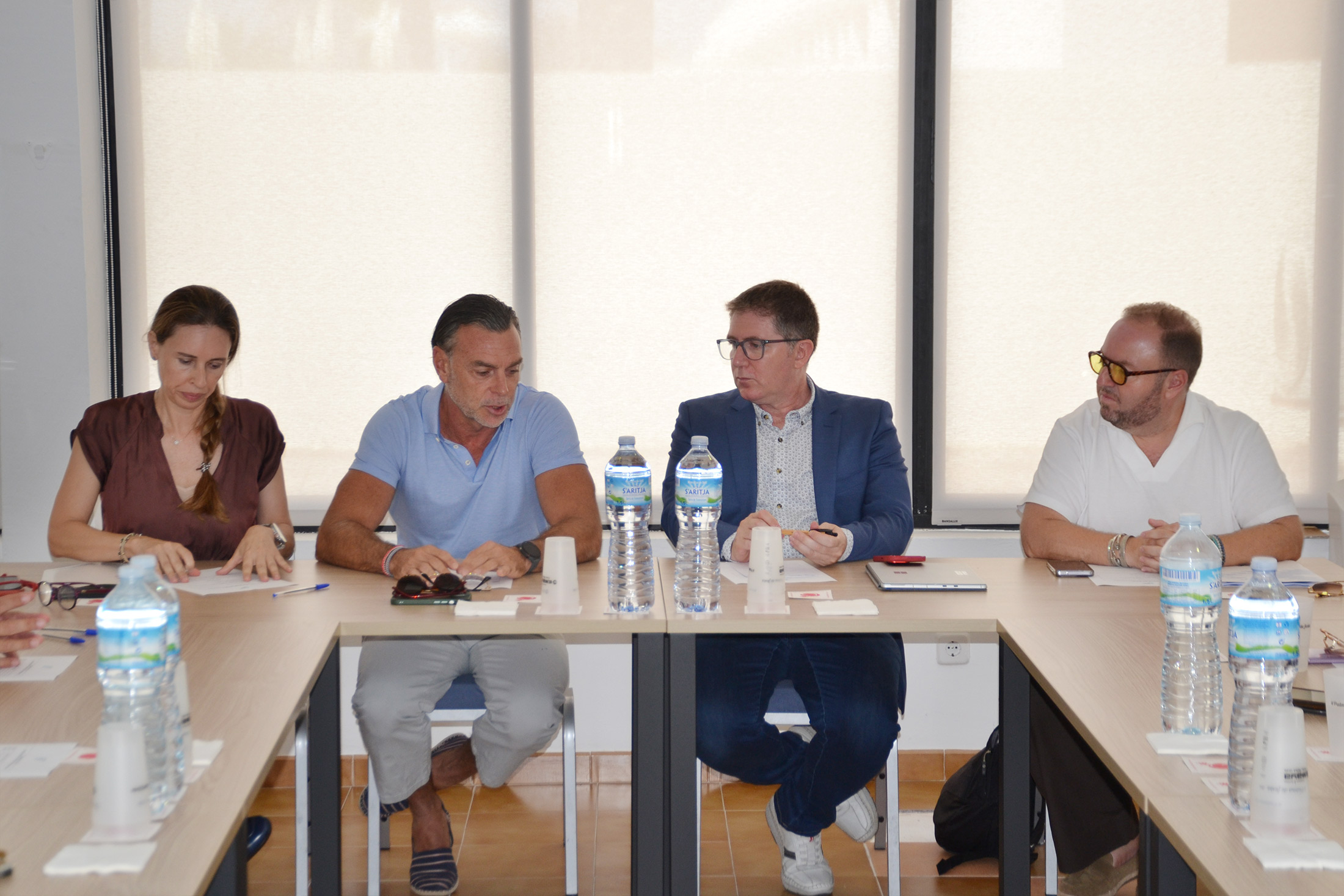 Imágenes de la reunión con la Asociación 