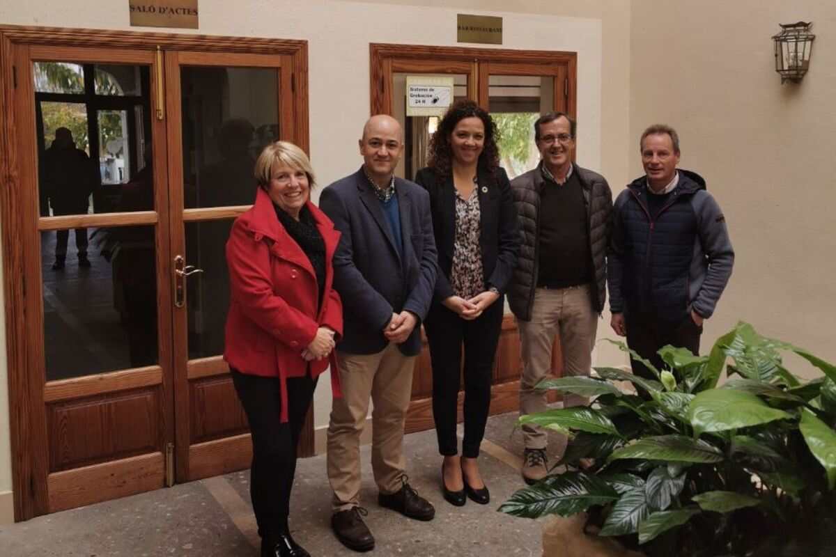 Visita de la presidenta Cladera a Costixt.