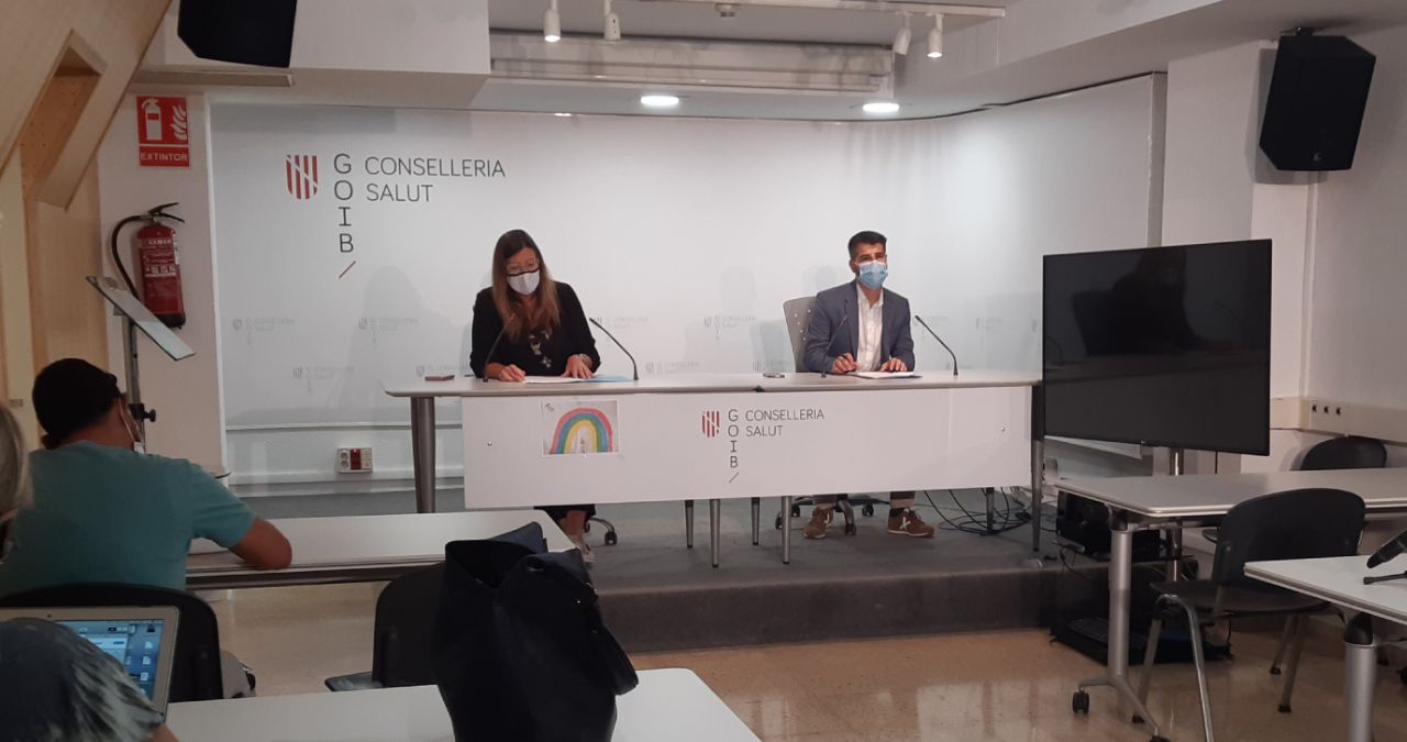 Roda de premsa de l'IMAS i la Conselleria de Salut.