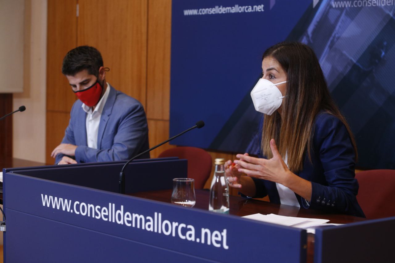 La Comisión de Expertos.