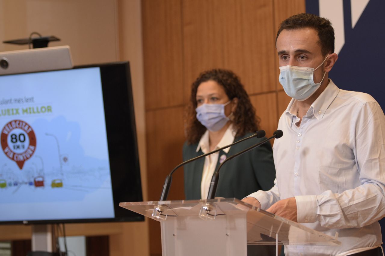 Roda de premsa de presentació de la nova limitació de velocitat a la Via de Cintura.