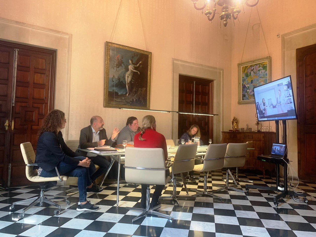 La presidenta del Consell, Catalina Cladera, ha presidit el Consell Assessor de la Fundació Mallorca Turisme (FMT).