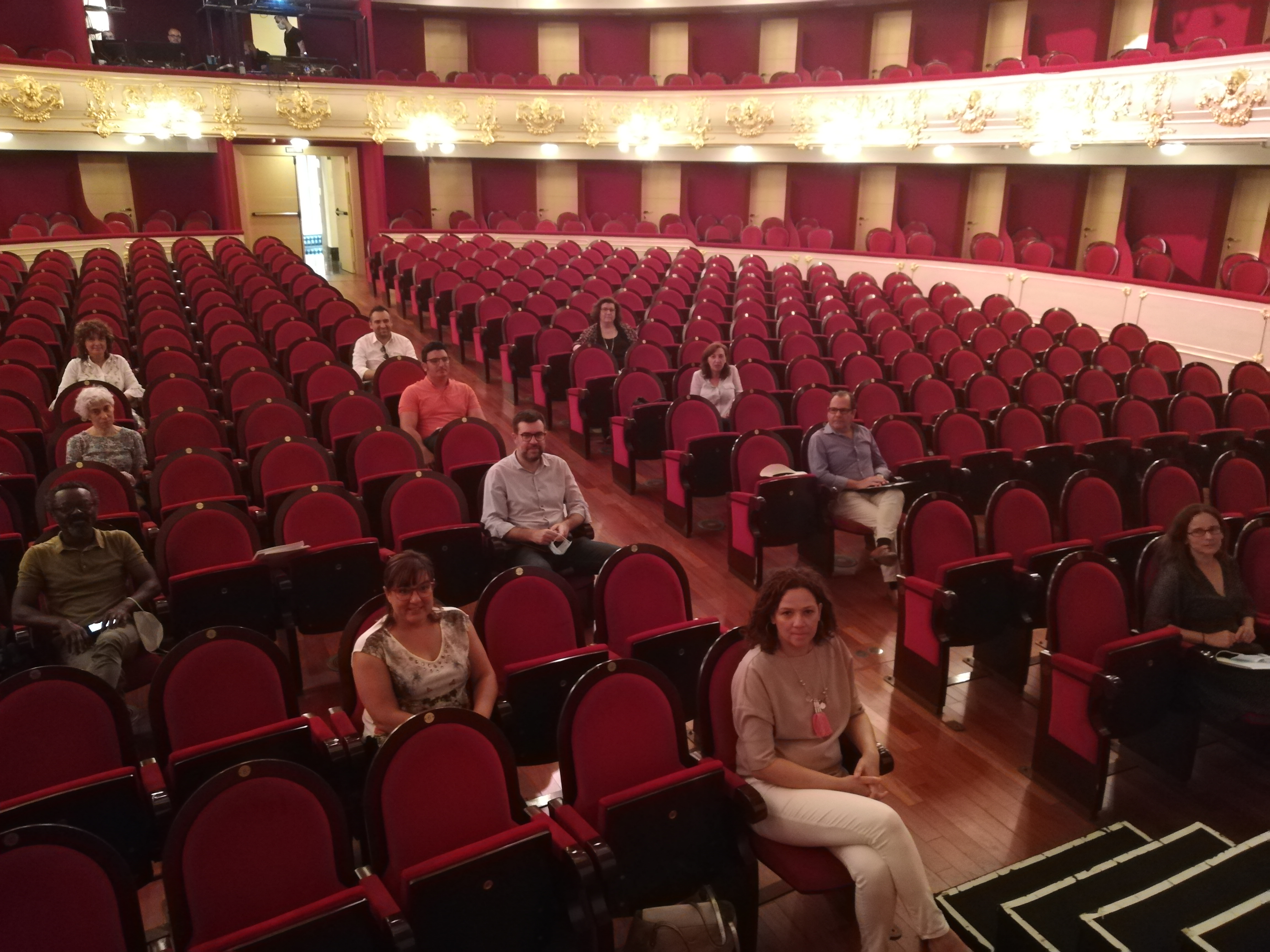 Patronat del Teatre Principal a la platea de la Sala Gran