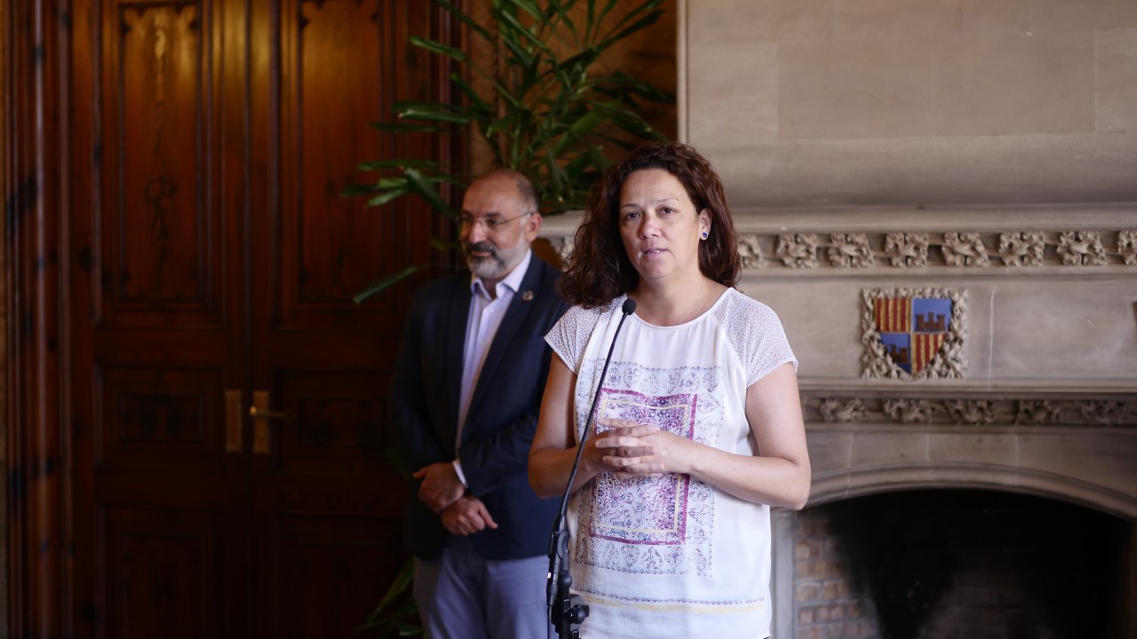La presidenta del Consell de Mallorca, Catalina Cladera, acompanyada del conseller de Turisme i Esports, Andreu Serra, ha convocat els cònsols dels països que representen els nostres principals mercats turístics emissors.