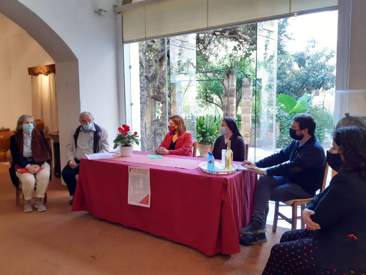 Presentació del programa d'actes de celebració de 25 anys de Ses Caputxines