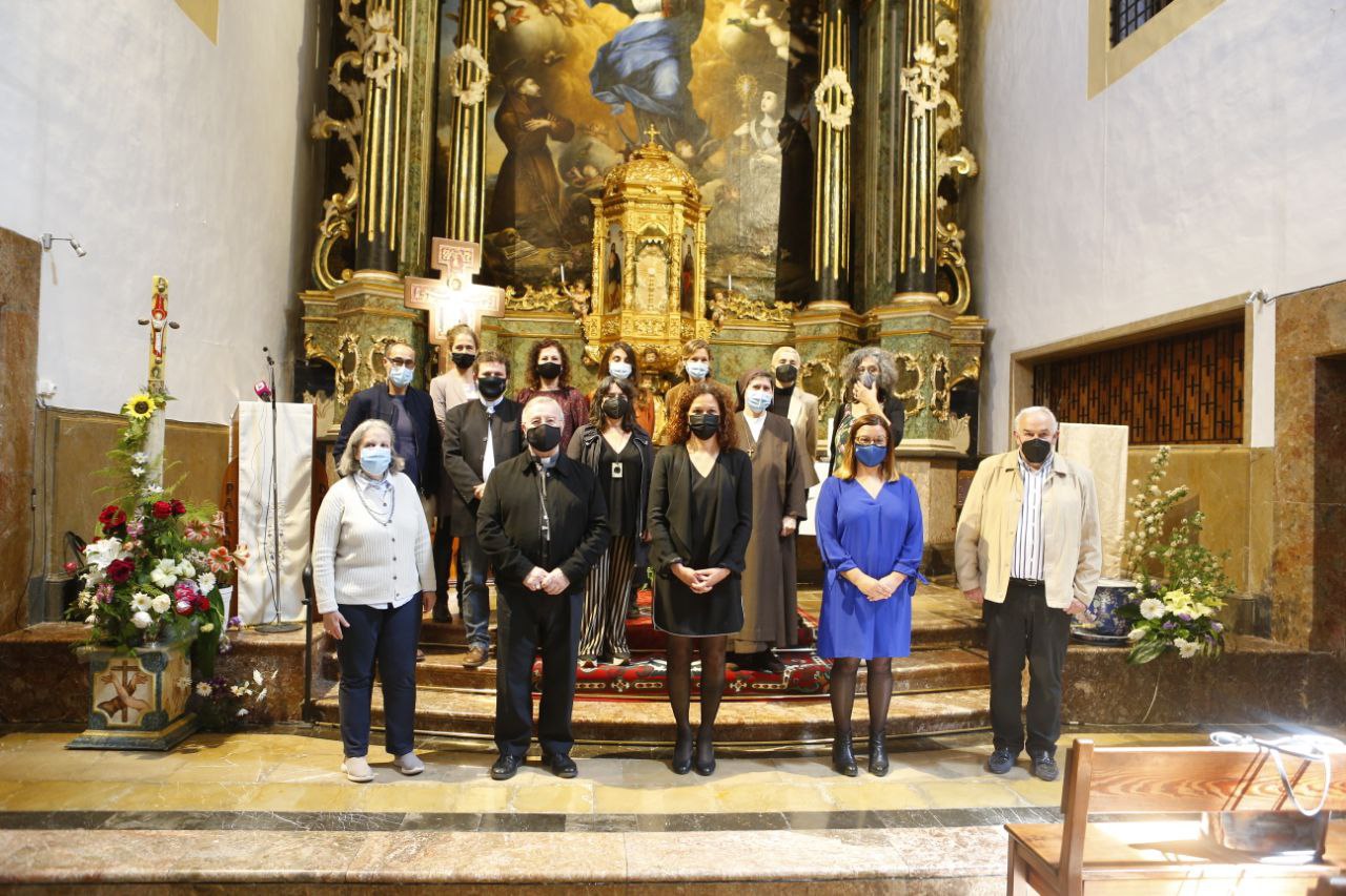 Visita al retaule restaurat al Convent de les Caputxines de Palma.