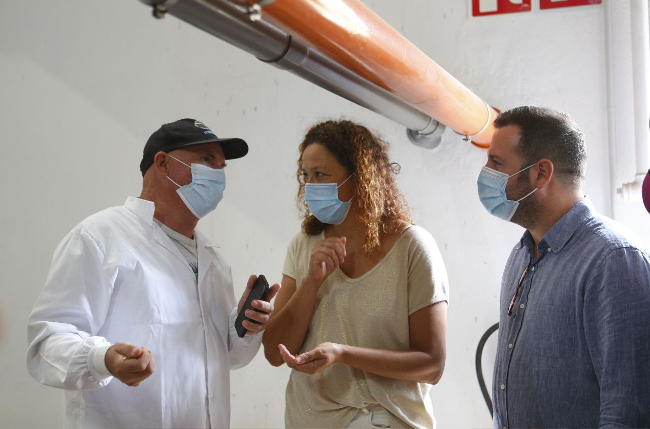 Visita a la fàbrica CAROB.