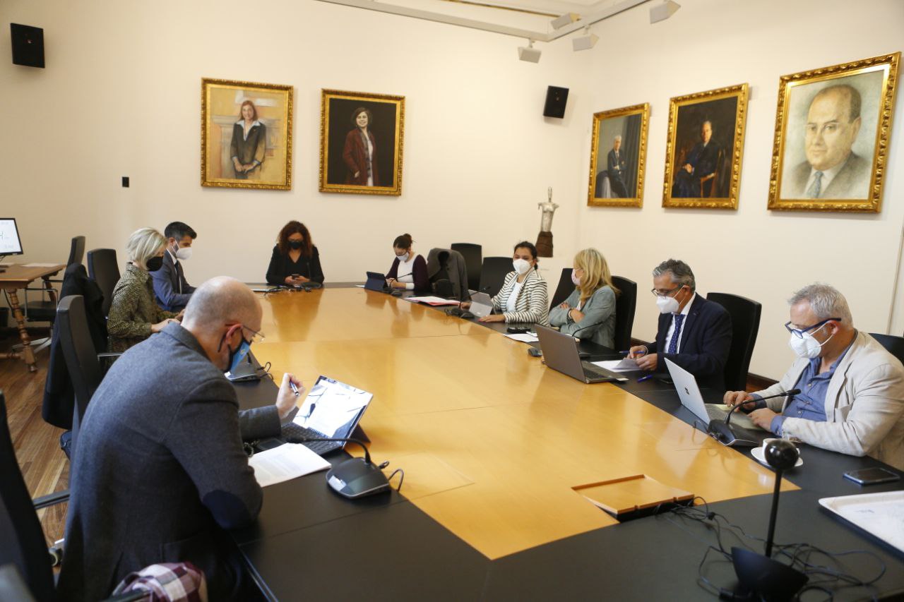 Consell executiu amb els nous consellers.