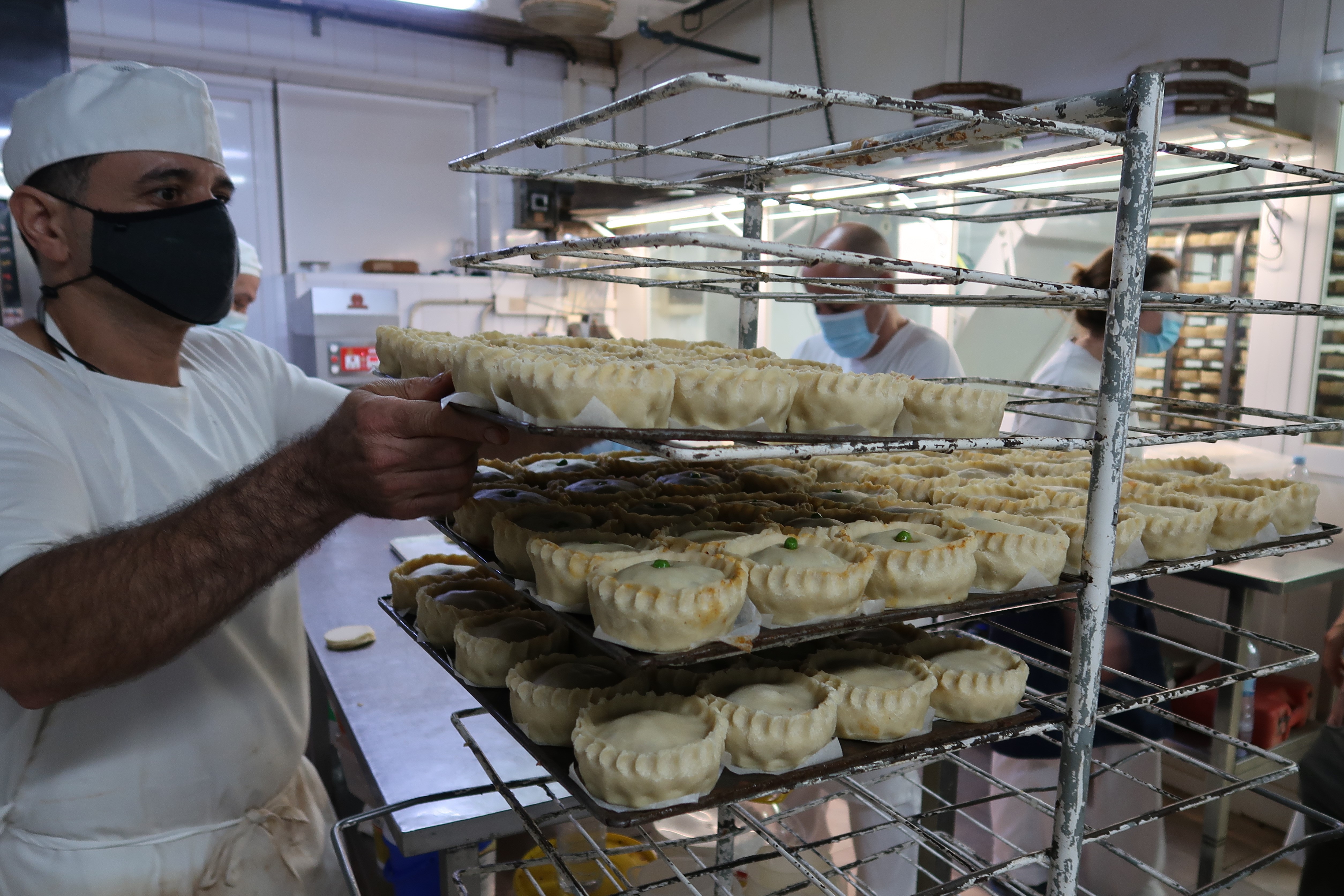 Els germans Miralles aposten per la tradició alhora que treballen productes d’avantguarda, que fan que el seu negoci mantengui l’atractiu entre les generacions més joves d’arreu de l’illa.