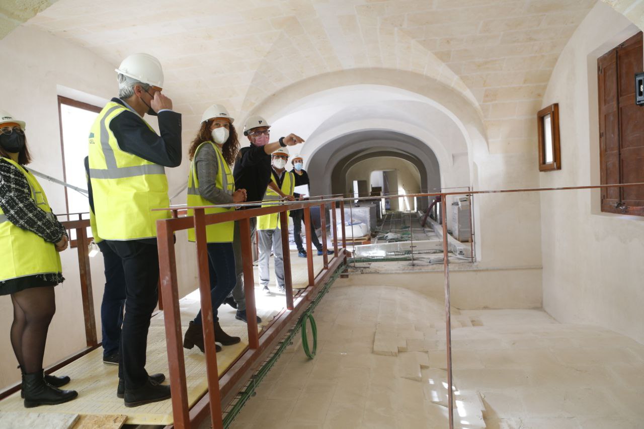 Visita a les obres de rehabilitació del Centre Cultural la Misericòrdia.