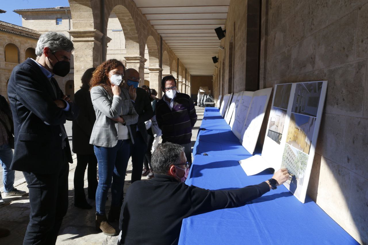 Visita a les obres de rehabilitació del Centre Cultural la Misericòrdia.