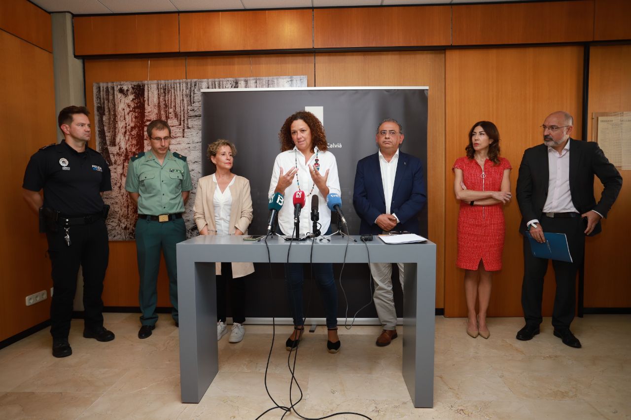 Reunión para hacer balance de la temporada turística y de la aplicación del Decreto ley contra el turismo de excesos en el municipio de Calvià.