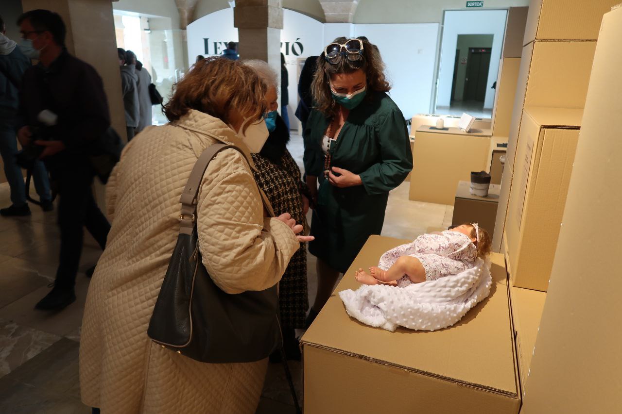 La muestra, de 25 piezas, se ha inaugurado hoy en la Misericòrdia y estará abierta hasta el sábado 2 de abril en la Misericòrdia, coincidiendo con los Días Europeos de la Artesanía.