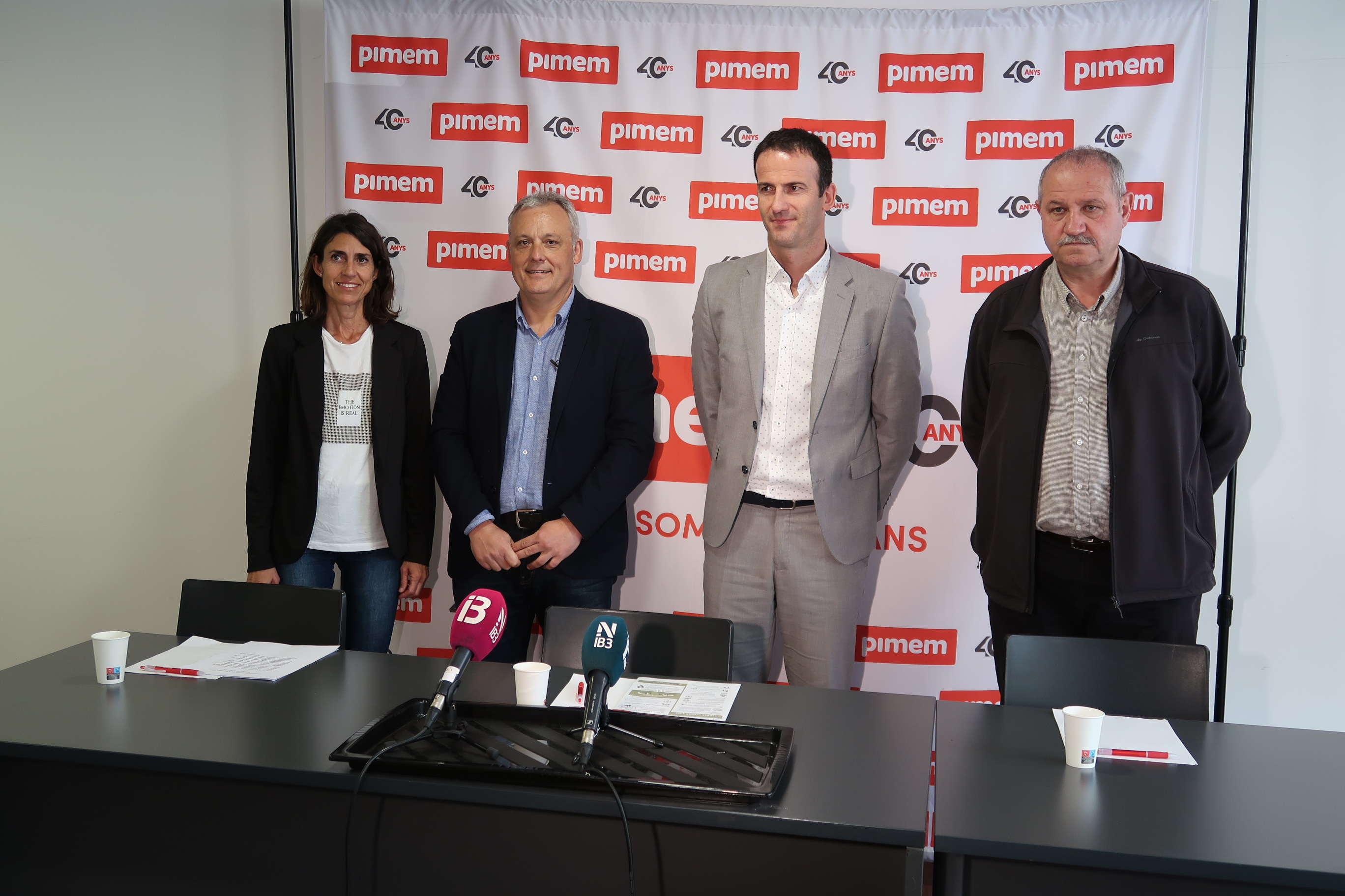 Presentación de la nueva convocatoria de ayudas para impulsar y potenciar el sector agrario y agroalimentario.
