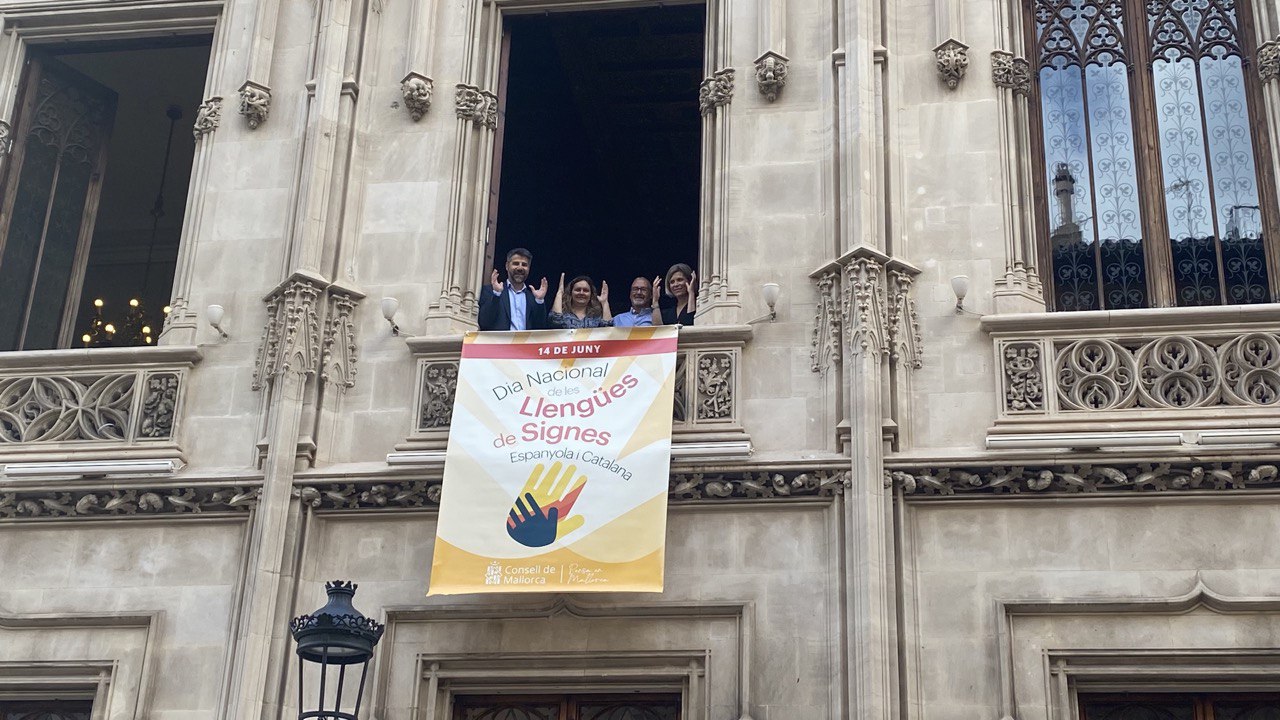 El Consell de Mallorca celebra el Dia Nacional de les Llengües de Signes Catalana i Espanyola.