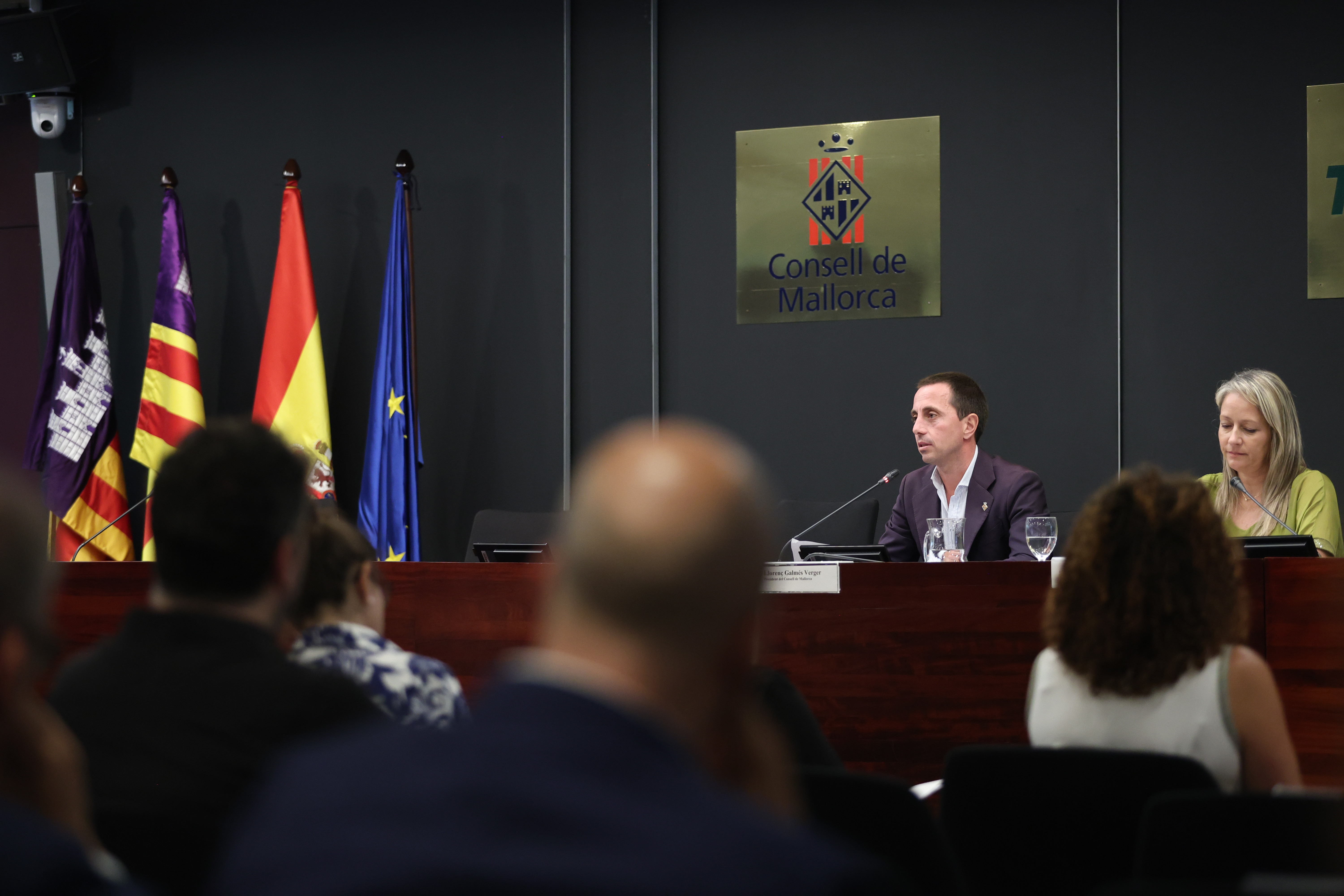 La Asamblea de Alcaldes y Alcaldesas.