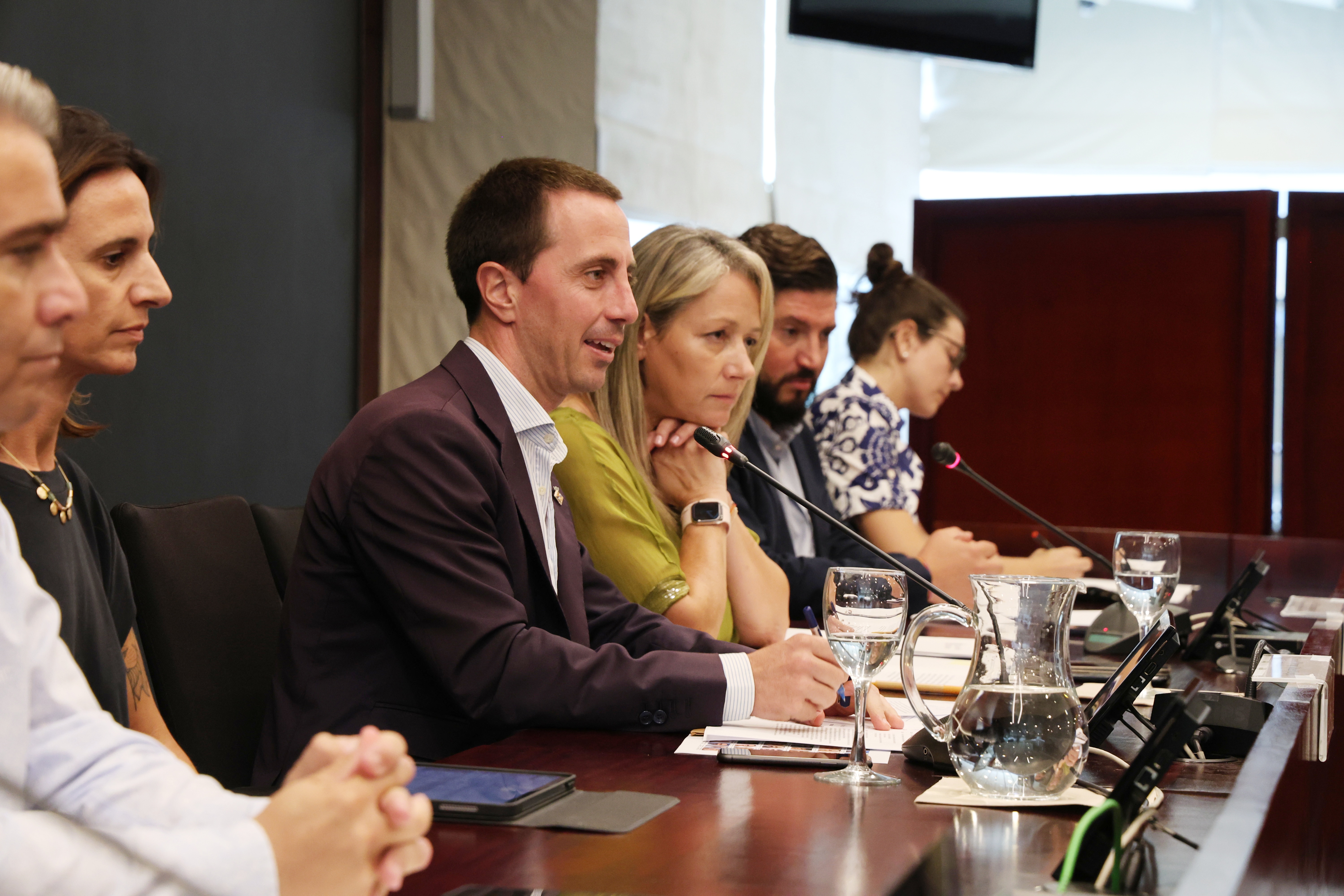 La Asamblea de Alcaldes y Alcaldesas.