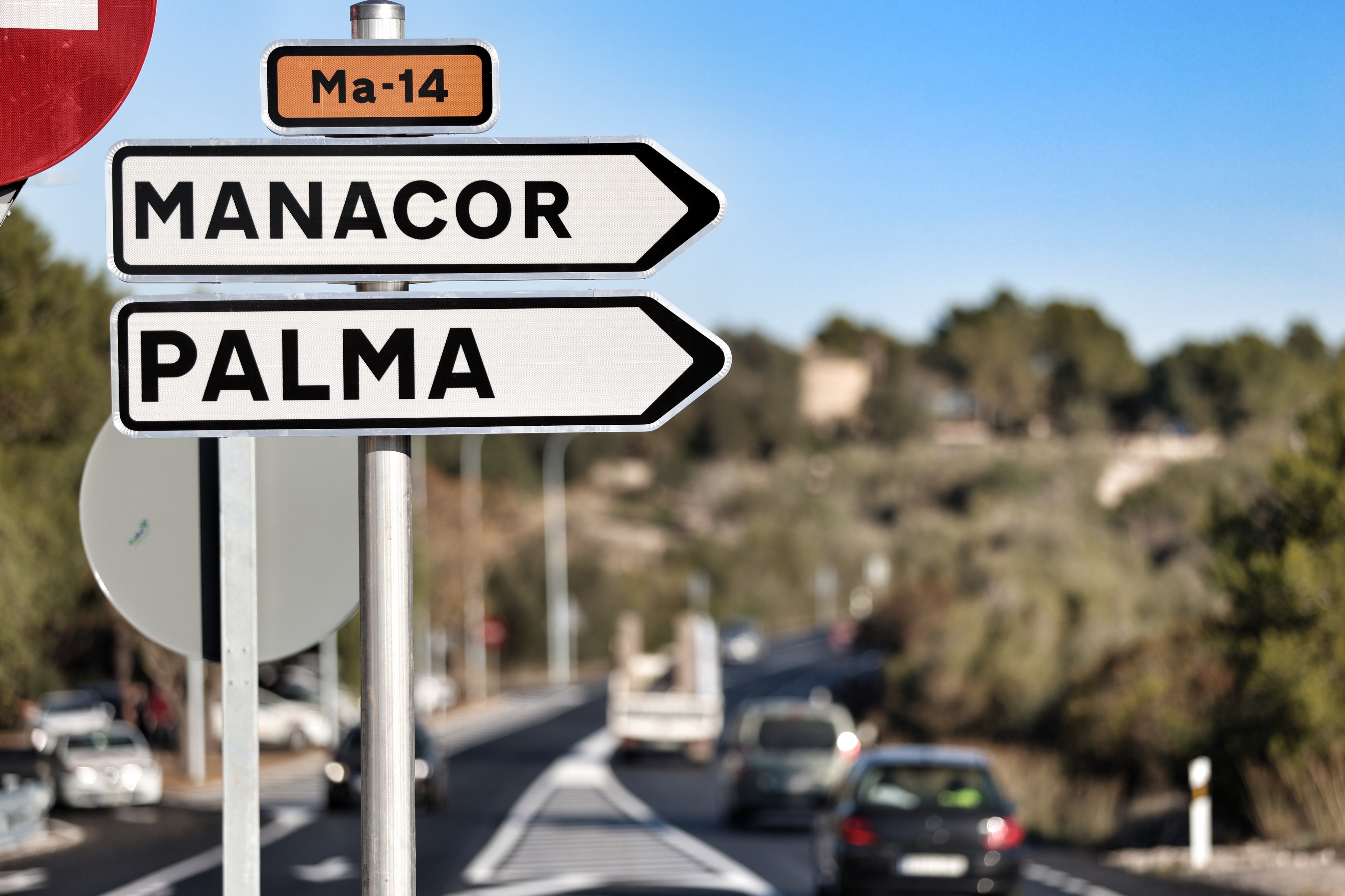 Carretera Ma-14 de Manacor a Felanitx.