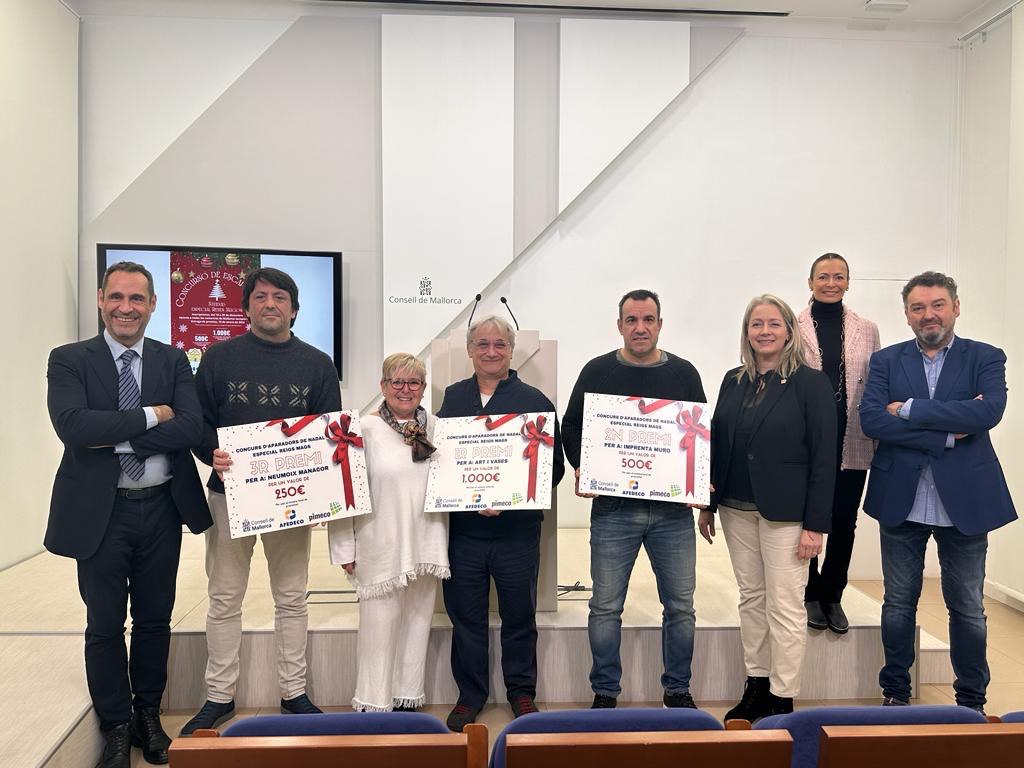 Entrega de premios del Concurso de Escaparate de Navidad, Especial Reyes Magos.