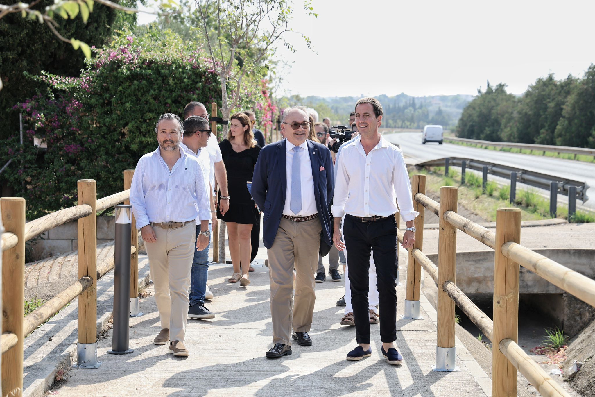 Inauguració de la remodelació del passeig per a vianants entre el poble de Muro i l’estació del tren.