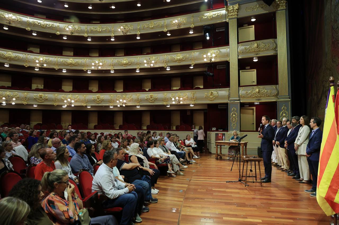 Toma de posesión de los nuevos funcionarios del Consell de Mallorca.