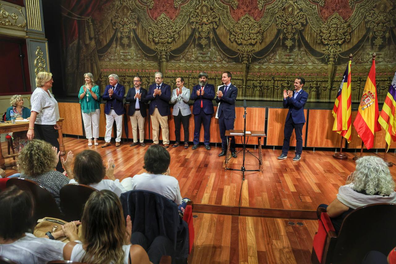 Toma de posesión de los nuevos funcionarios del Consell de Mallorca.