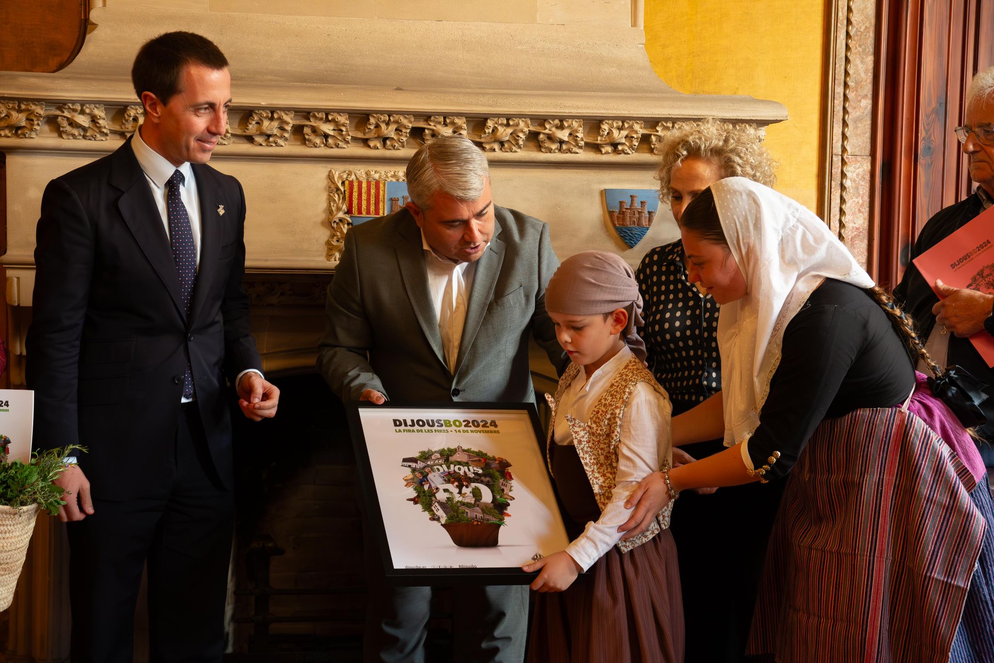 El presidente del Consell, Llorenç Galmés, recibe a la comitiva del Dijous Bo 2024.