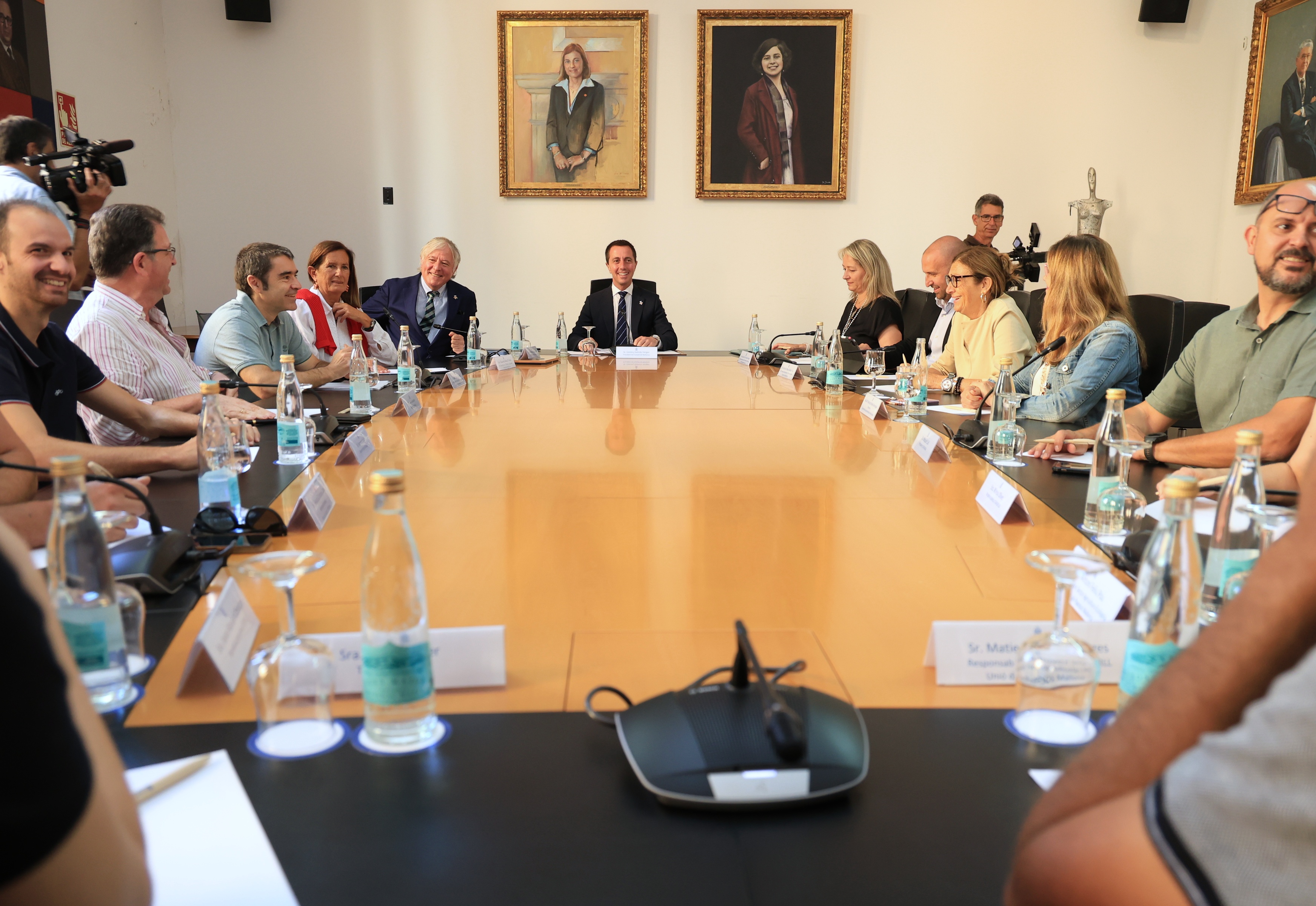 Imatge dels assistents a la reunió.