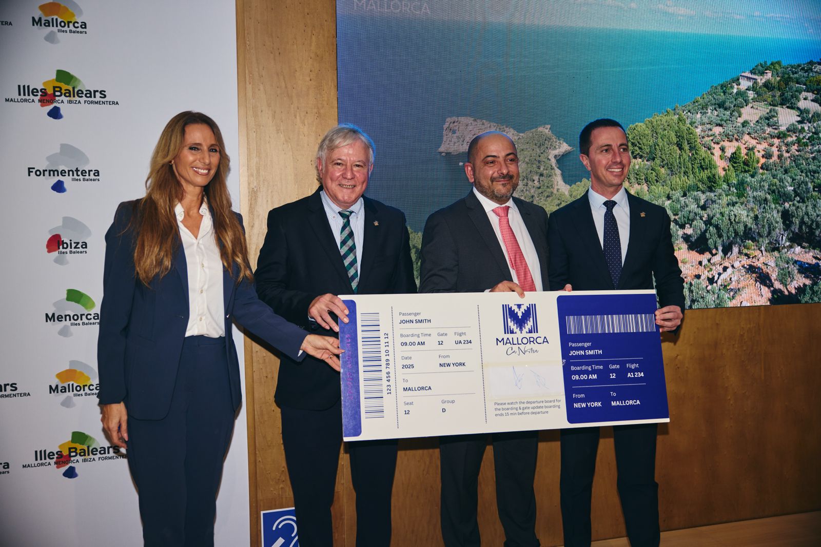 El Consell de Mallorca y United Airlines anuncian en Fitur la ampliación del vuelo sin escalas entre Palma y Nueva York.