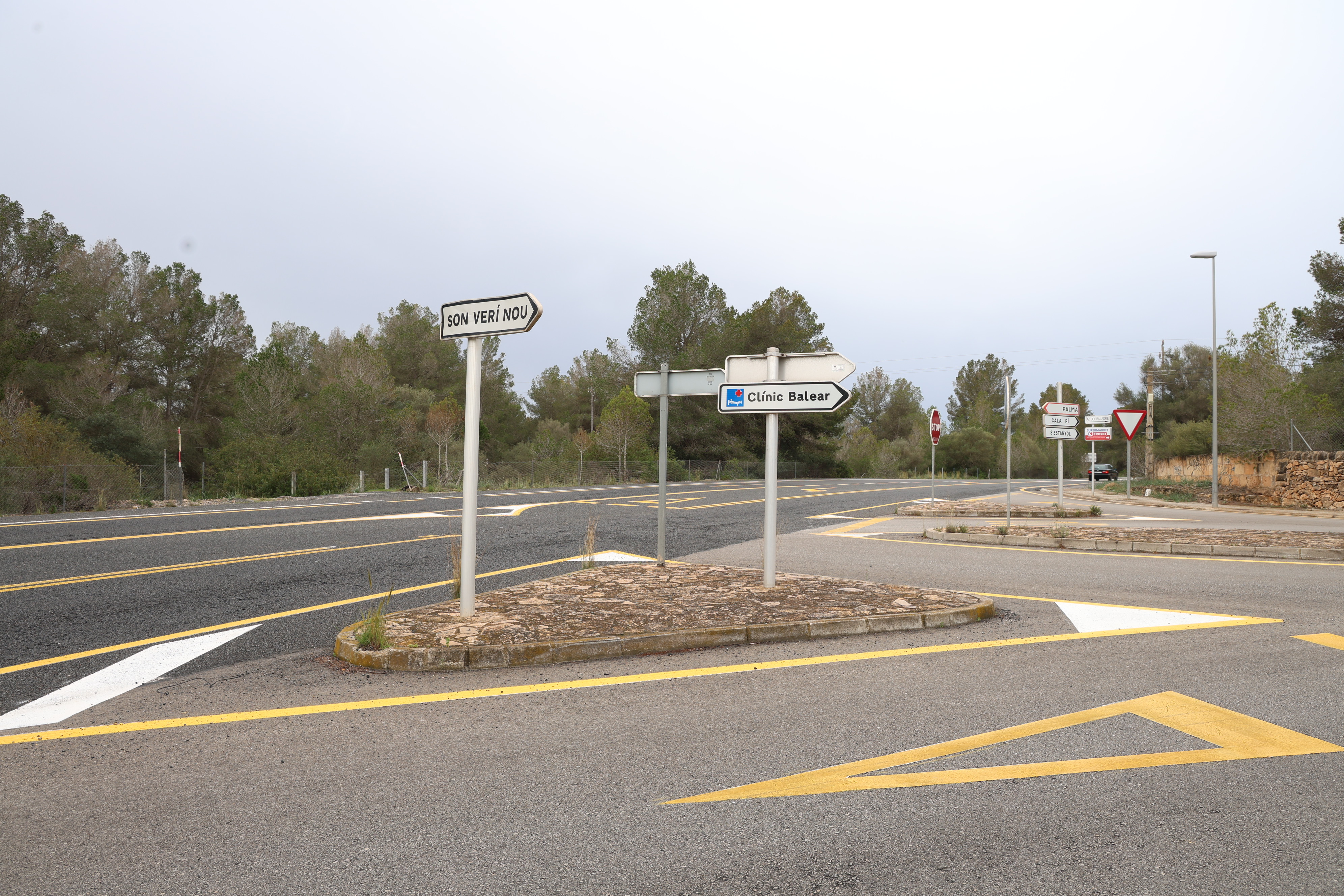 Inicio de obres del acceso a la urbanización de Son Verí.