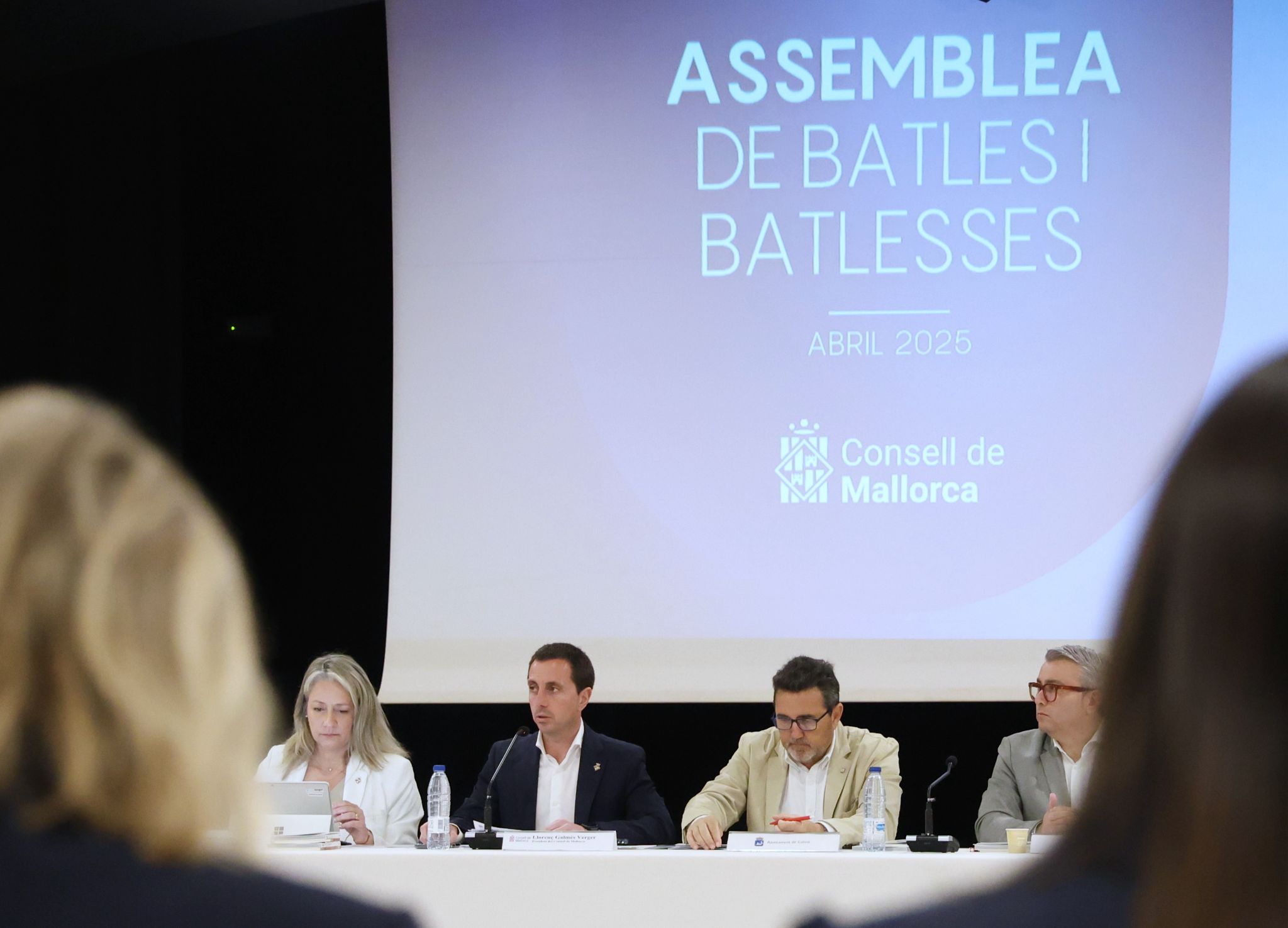 Asamblea de Alcaldes y Alcaldesas.