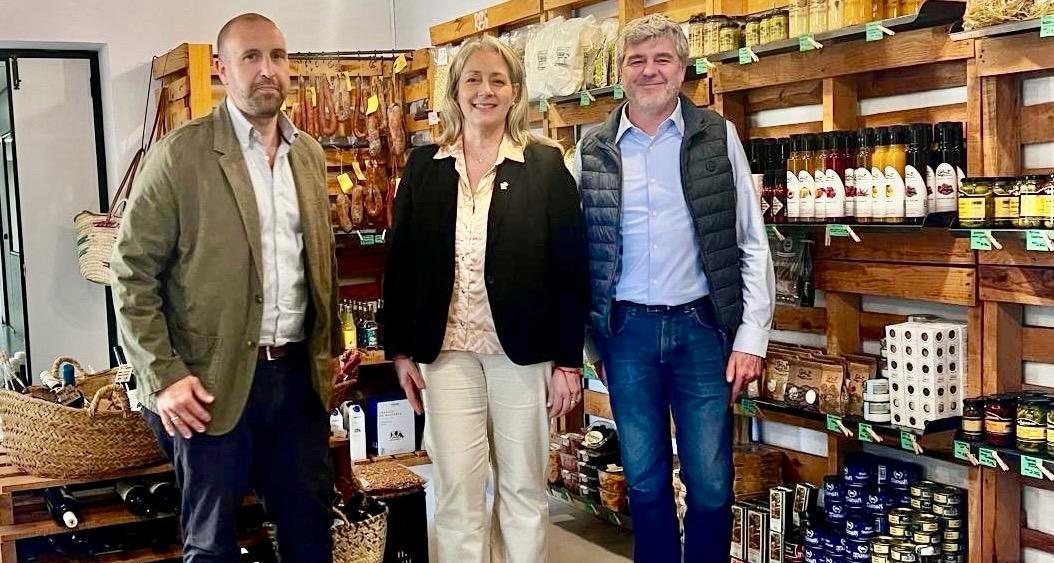 El Consell de Mallorca presenta una línea de ayudas para inversiones en tiendas de entidades de economía social.
