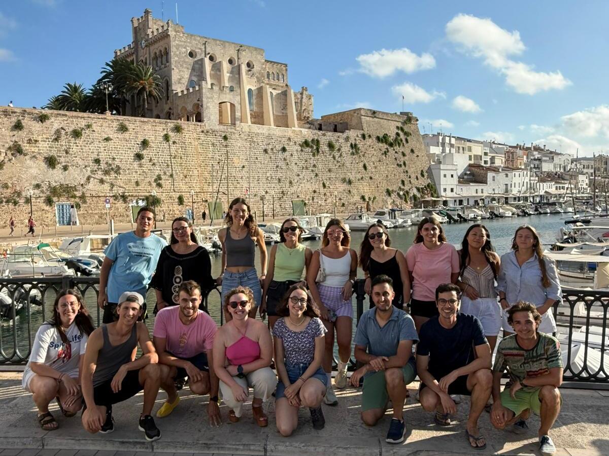 Els participants a la segona edició de la ruta juvenil al Camí de Cavalls.