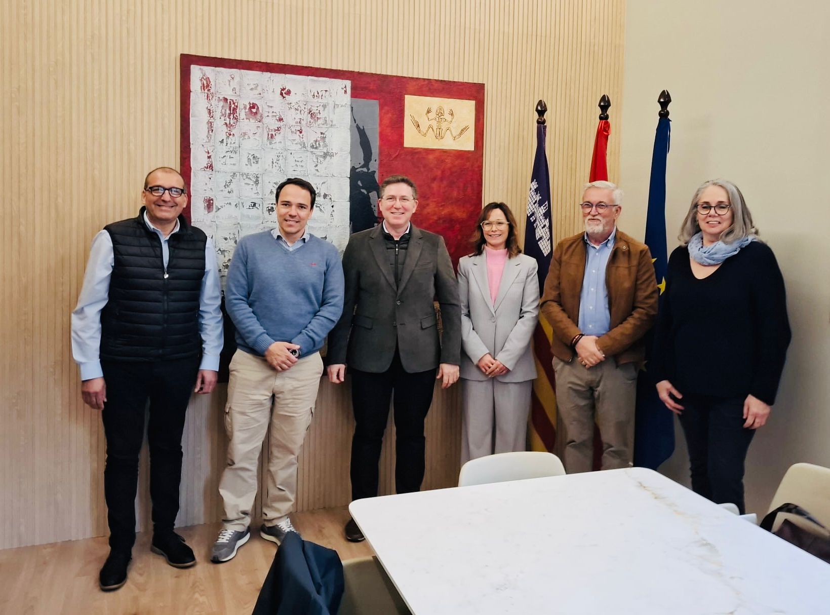 Reunión del consejero Ginard con la Asociación Hotelera del municipio.