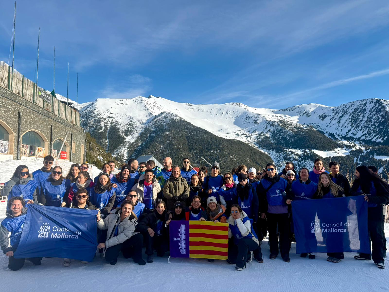 Participantes de este año del programa Joves a la neu.