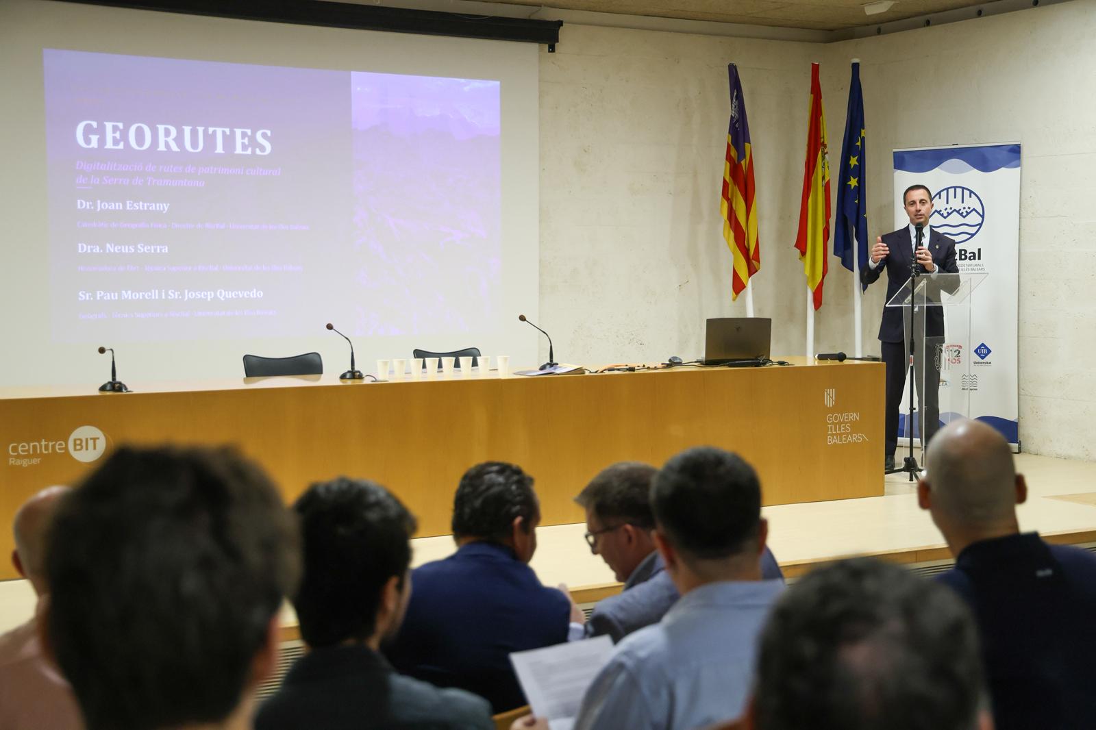 Presentación del proyecto «Georutes».