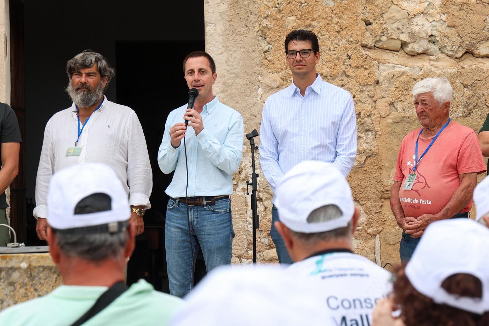 Inauguració del Centre Cinegètic Sa Mola a Manacor.