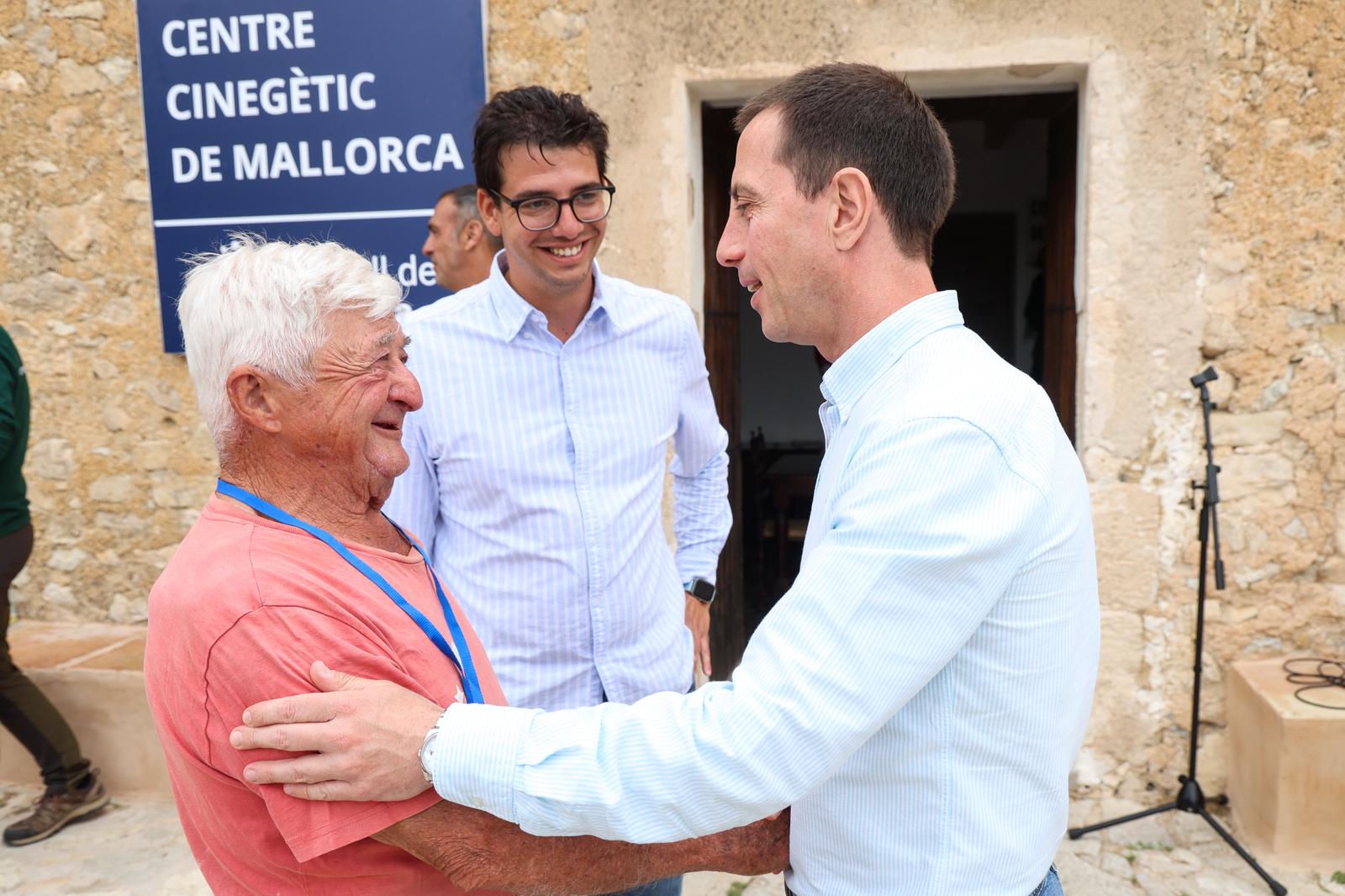 Inauguració del Centre Cinegètic Sa Mola a Manacor.
