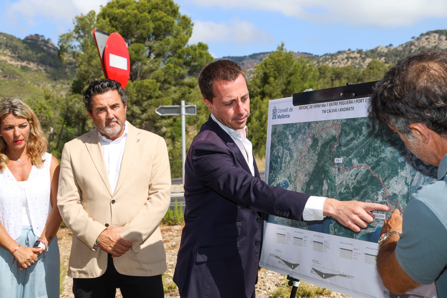 Inauguració de les obres de millora de la carretera Ma-1 entre Peguera i el Port d'Andratx.