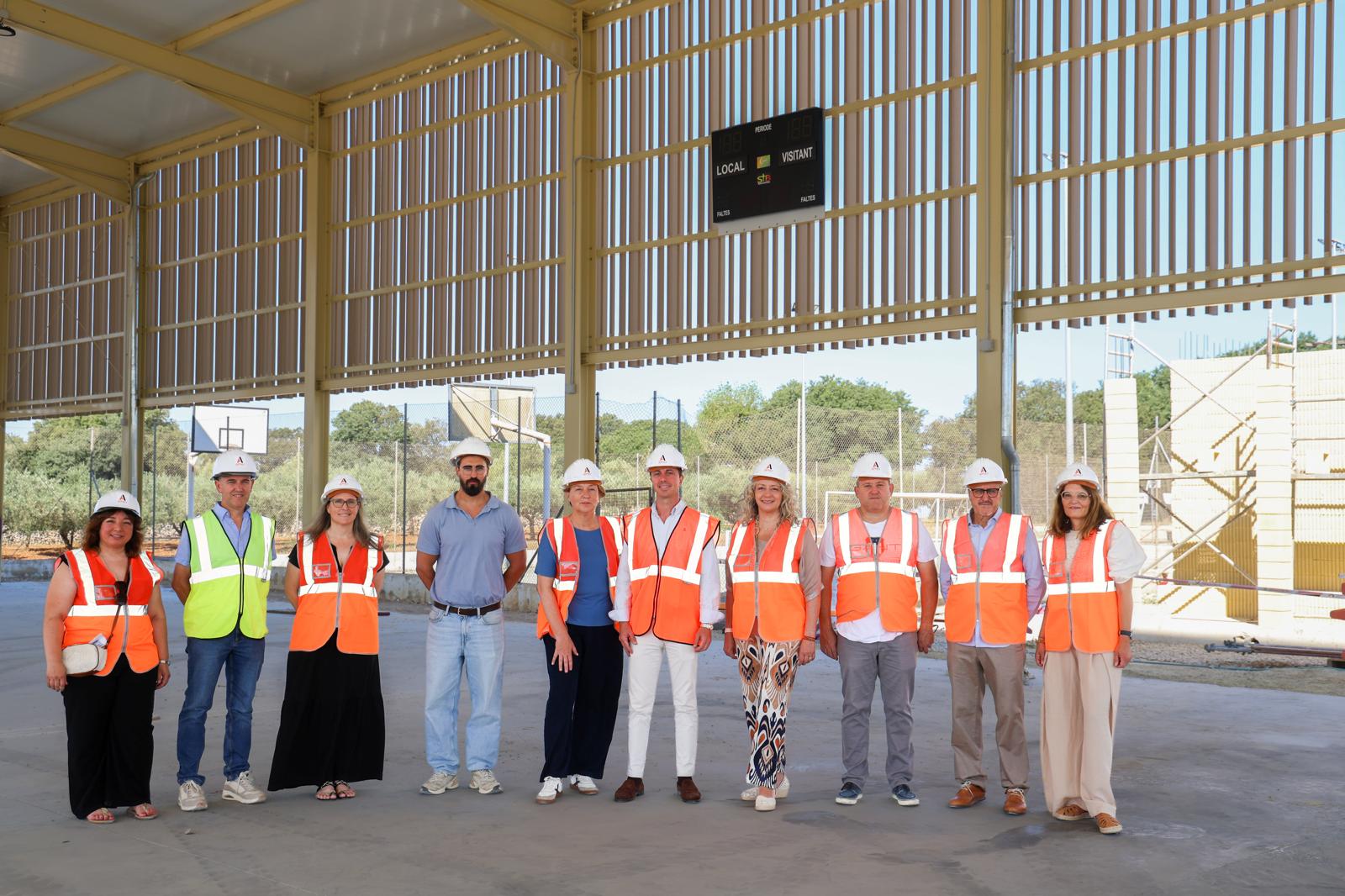 El president del Consell de Mallorca, Llorenç Galmés, visita Llubí.