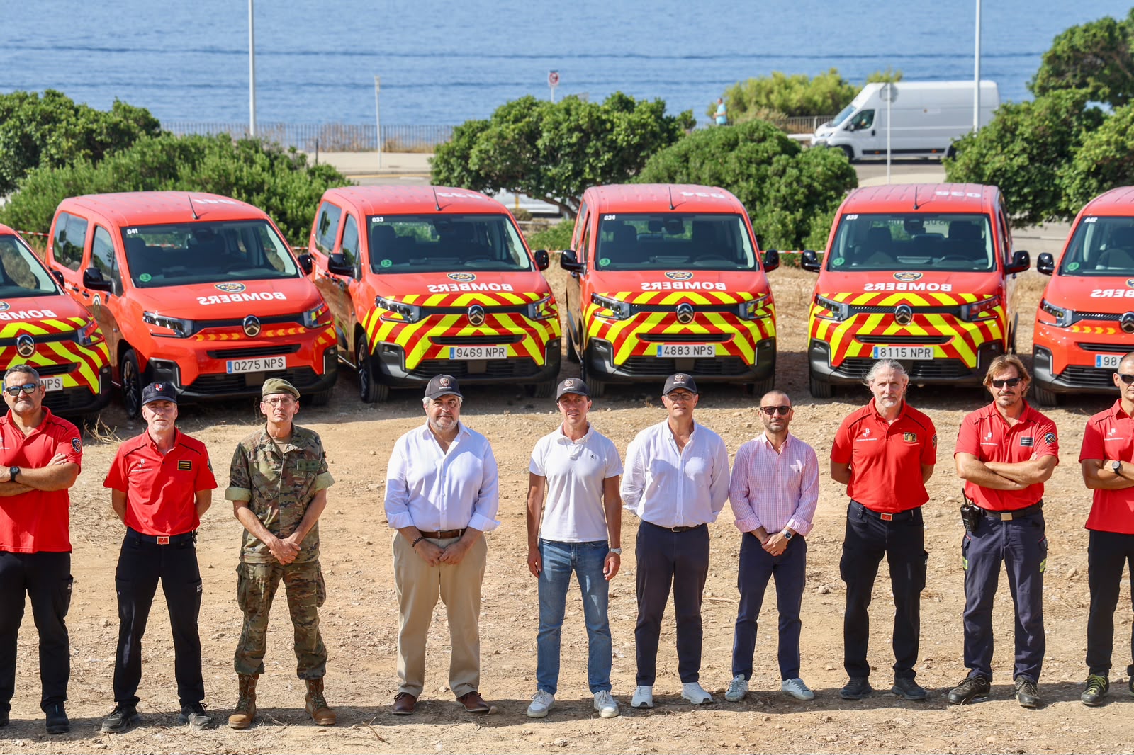 Presentació de les furgonetes noves dels Bombers de Mallorca.